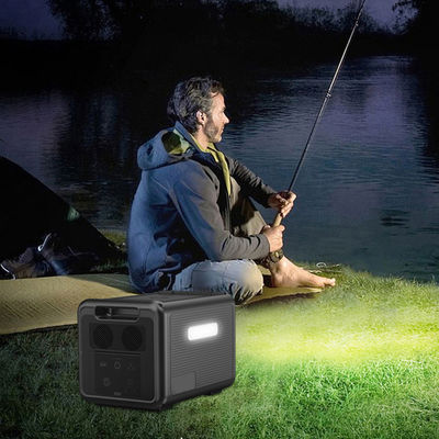 O LCD indica a bateria solar portátil do gerador LiFePO4 da C.A. Intput da central elétrica 2304Wh 1200W para acampar